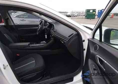 2021 Hyundai Sonata Se z USA, uszkodzony, nr VIN 5NPEG4JAXMH121644